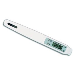 /atlantis-media/images/products/TFA Pocket Thermo Hygrometer